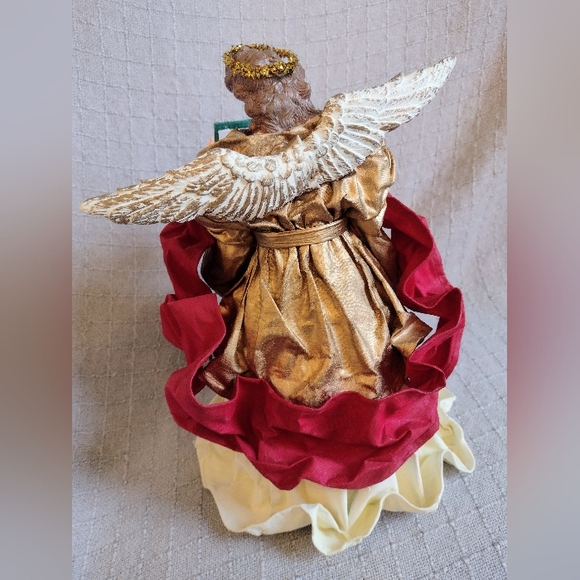 Brand New San Francisco Music Box Company Musical Christmas Angel w/ Gift Box - Picture 2 of 7
